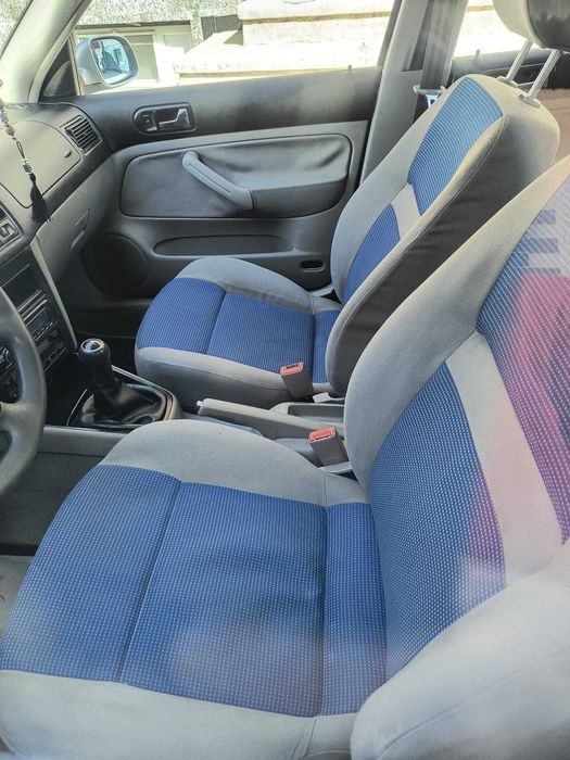 Volkswagen Golf 4 (2001)