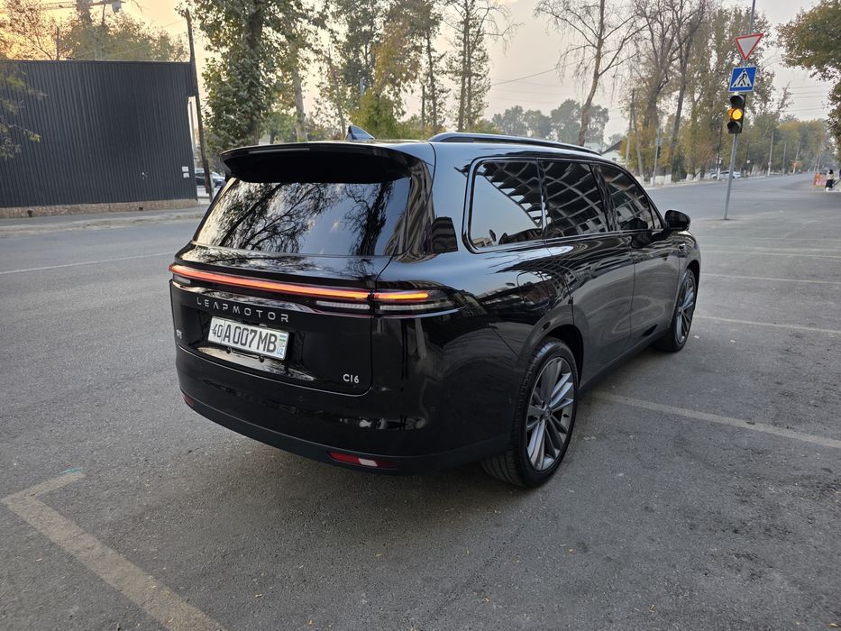 Leapmotor c16 2 dop pozitsa 2025