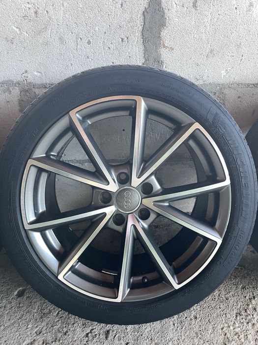 Vând jante audi R18 5x112