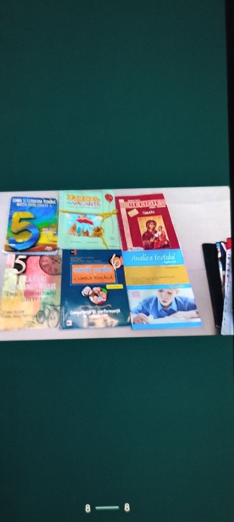 Manuale școlare primare