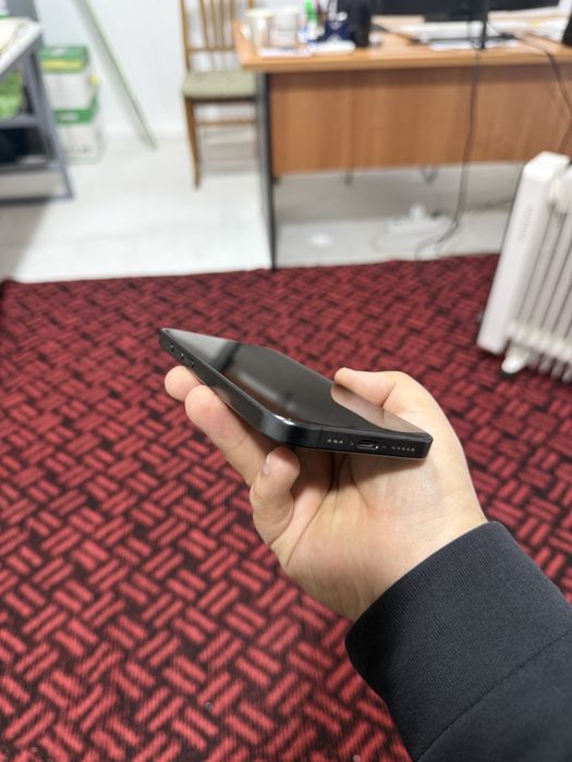 Iphone 15 pro 256 sim Sotiladi