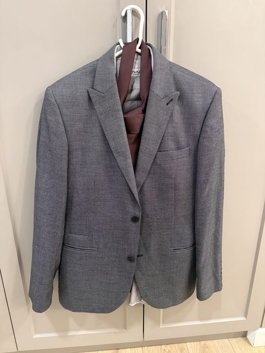 Костюм мужской 50го размера срочно