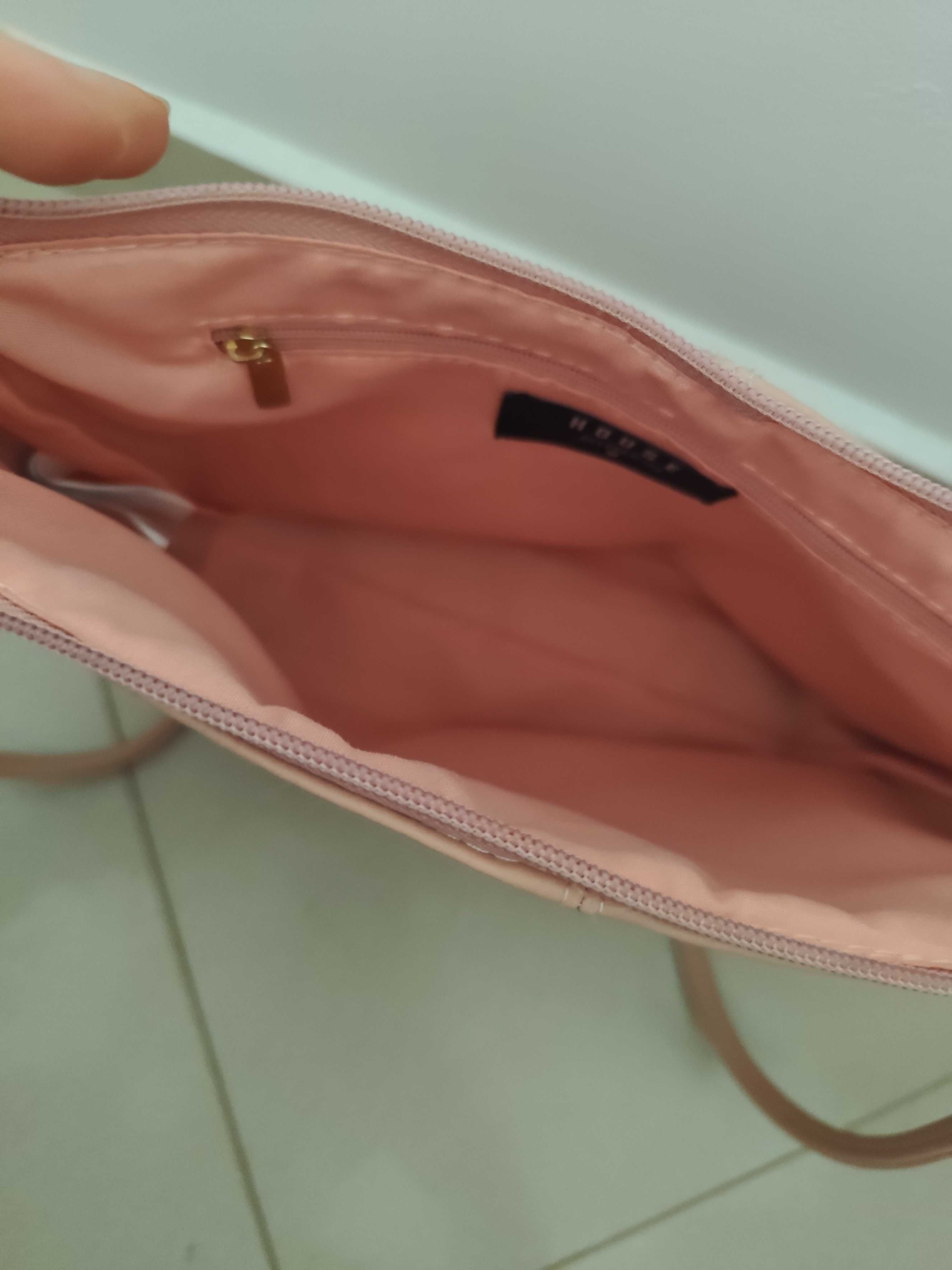 Розова чанта за през рамо House