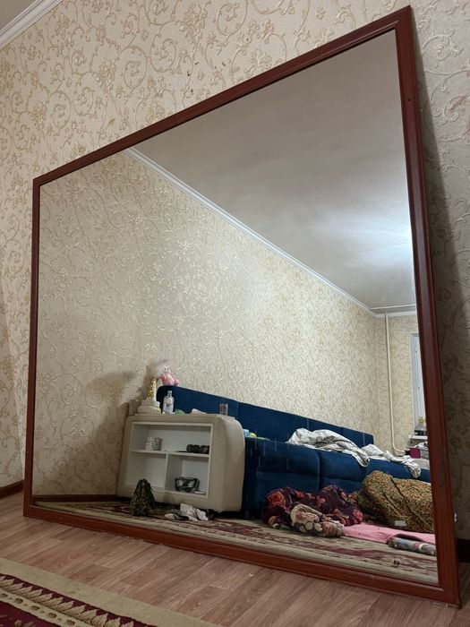 Зеркало Айна , Зеркало