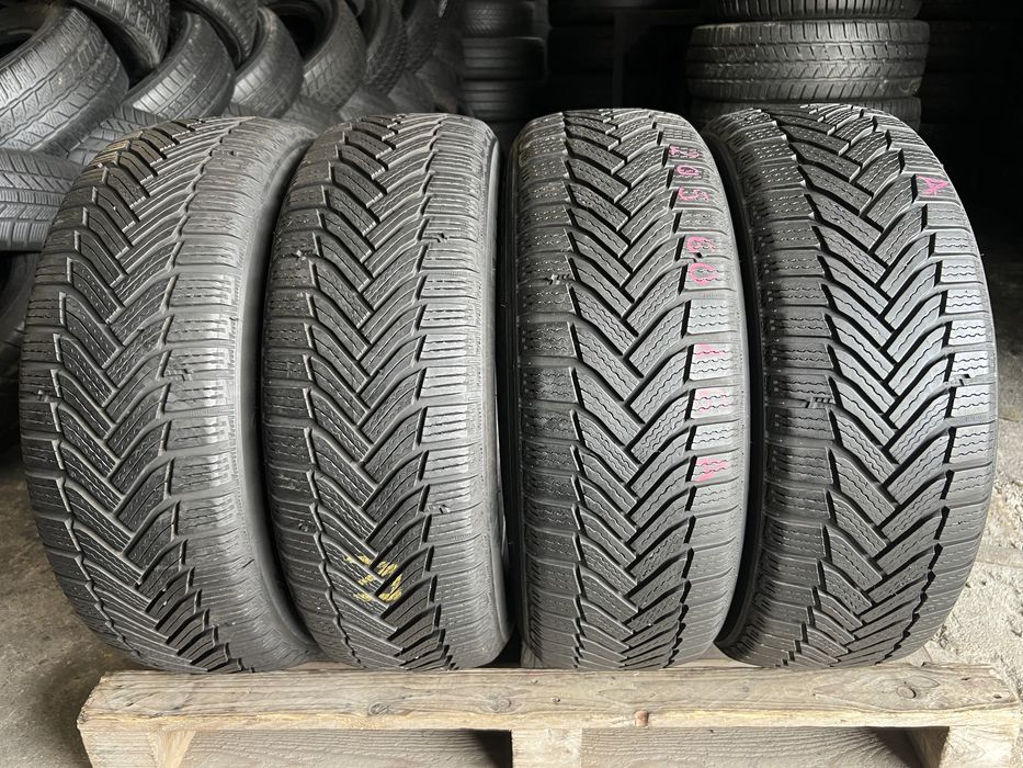 4 anvelope de iarna 205/60/16 Michelin 7.5 mm !