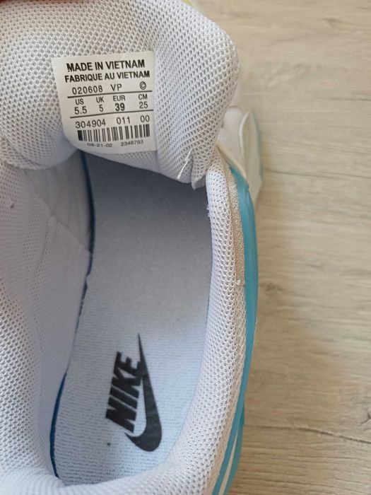 Дамски маратонки Nike