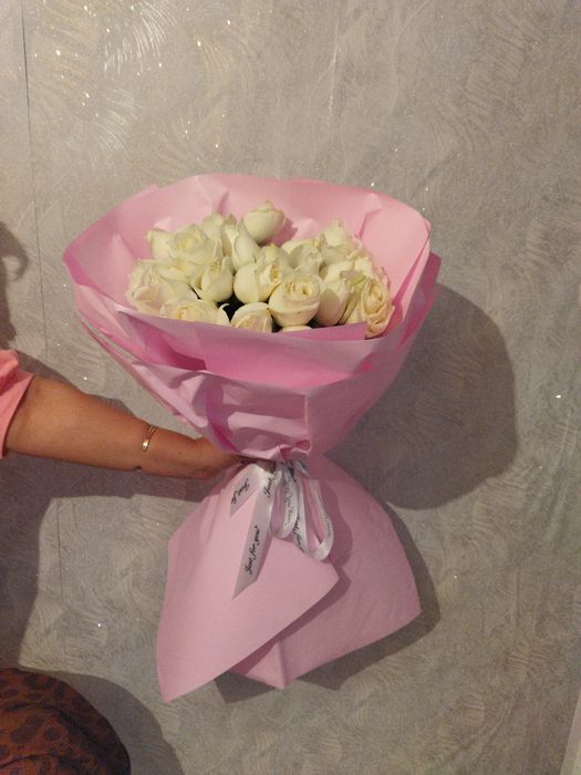 Продам чветы белый роза