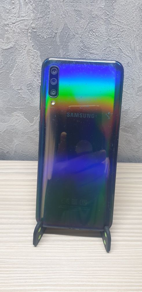 Продам SAMSUNG A50