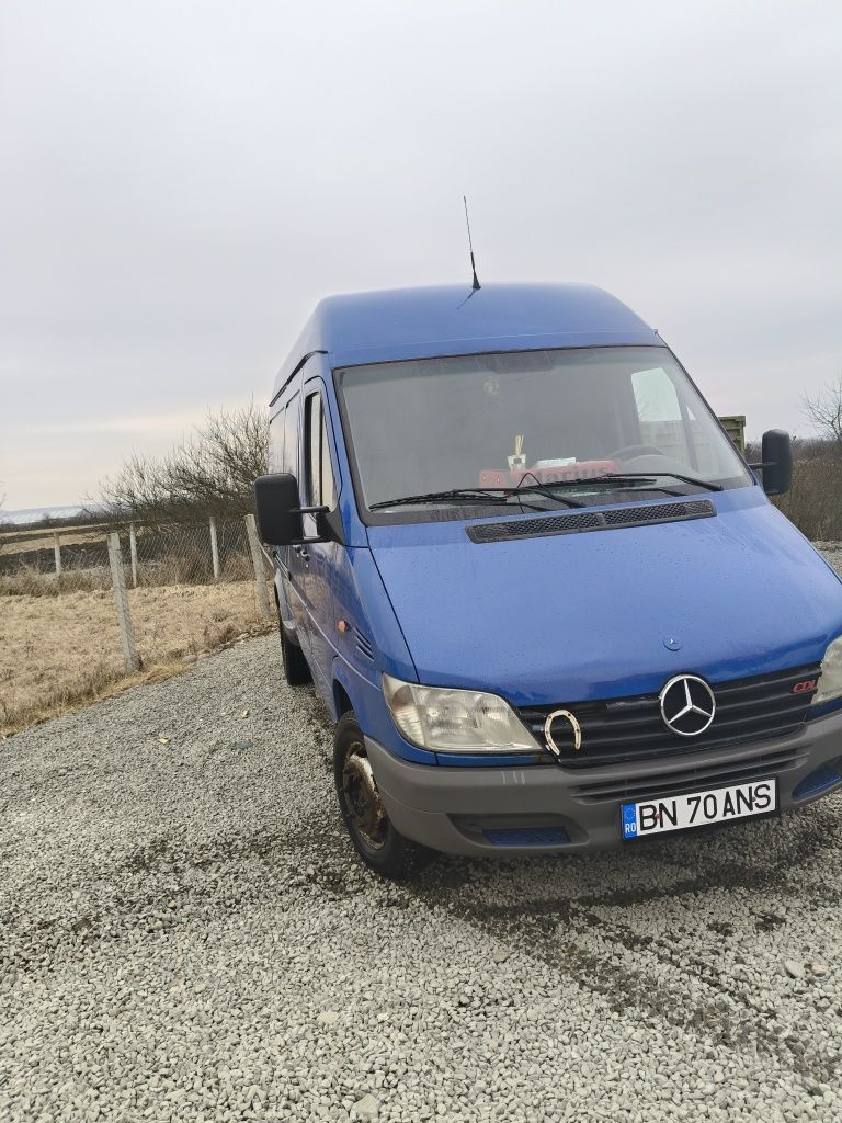 Mercedes sprinter