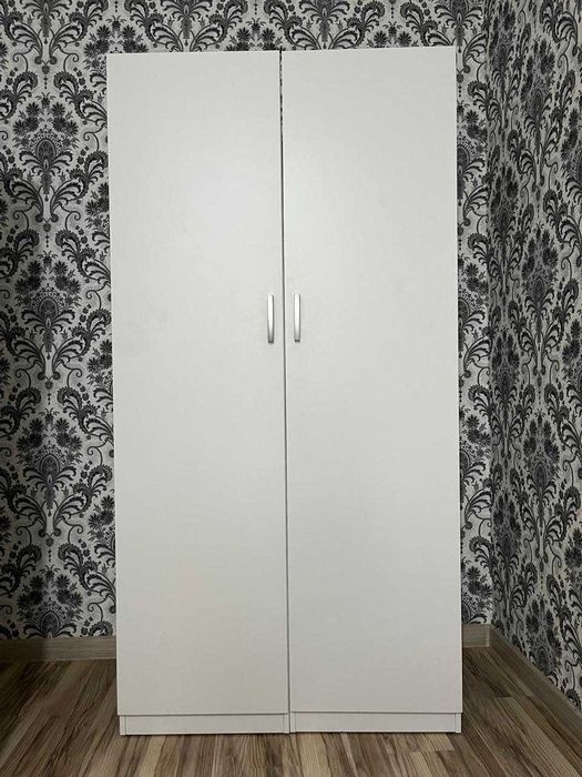 Продам модульные шкафы (2 шт.) по выгодной цене.