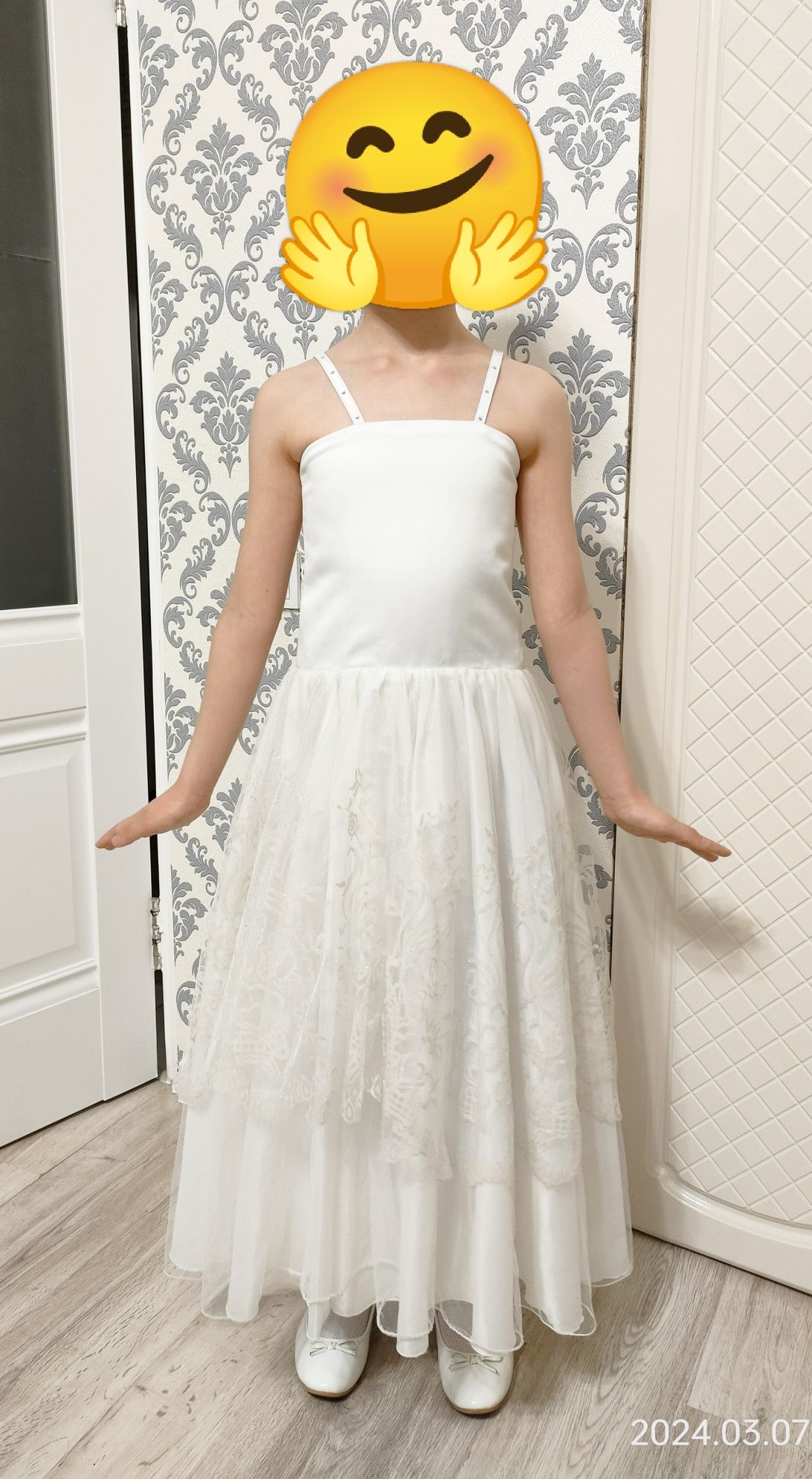 Бальное платье. Детское платье. Белое платье. 6 - 8 лет. Рост - 140 см