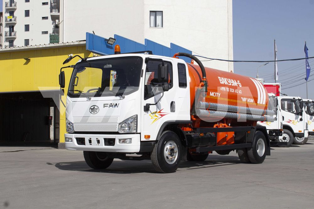 FAW Tiger V Kanalizatsiya yuk mashinasi (ассенизатор) 6 куб.м