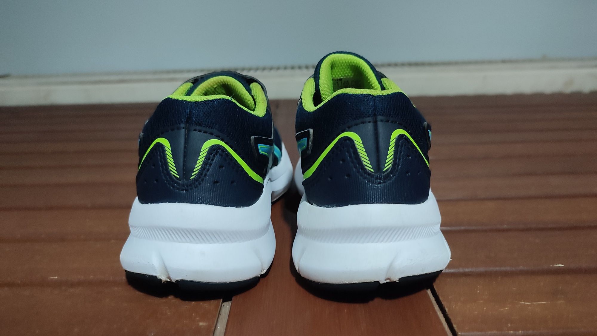 ASICS de copii, mărimea 30, interior 18,5 cm