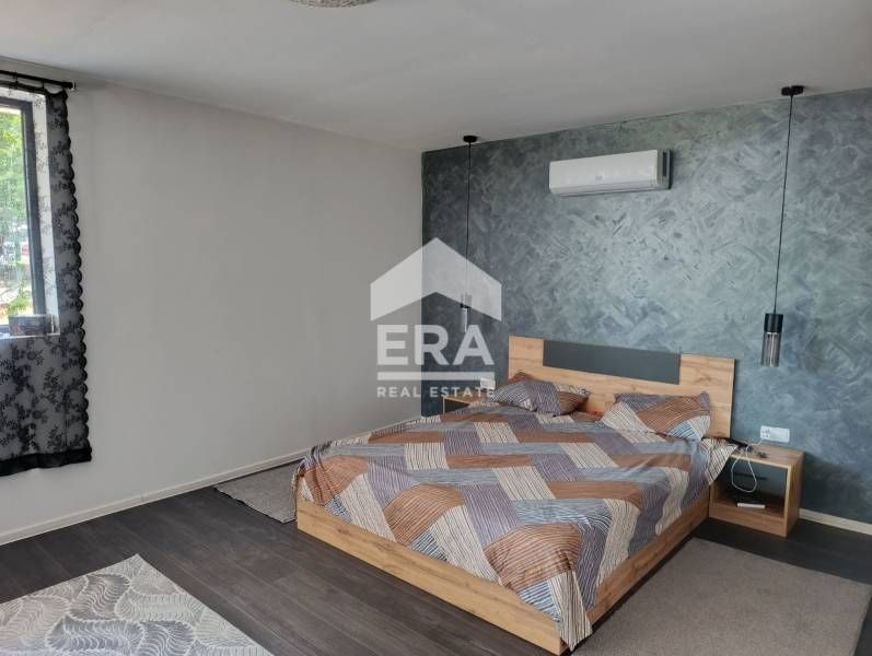 Двуетажна обзаведена къща в село Бенковски област Варна