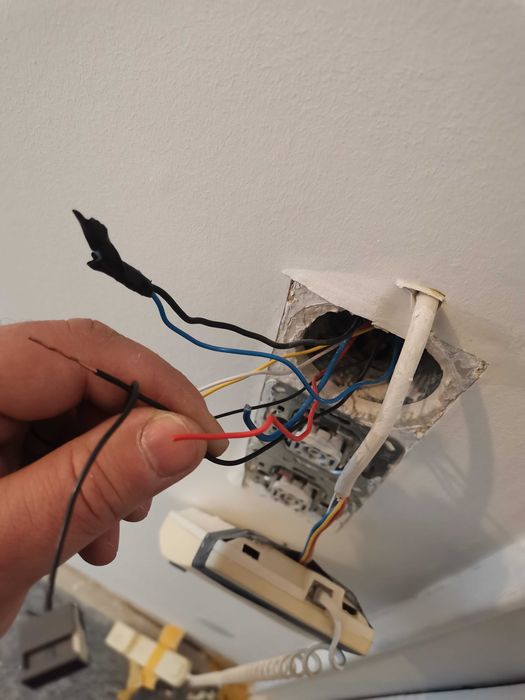 Electrician Autorizat