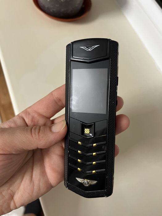 Телефон vertu, б/у