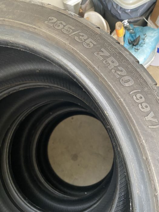 KUMHO 265/35/20 4бр