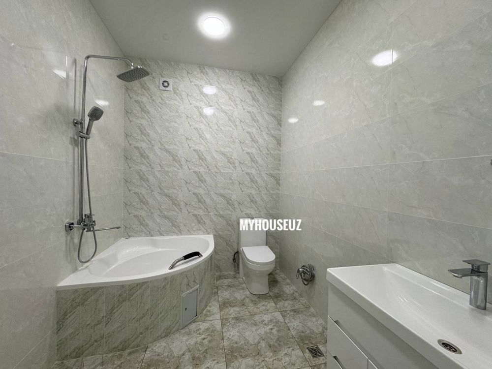Продаётся Элитный Дом в Юнусабаде Кулол  2,7 Соток