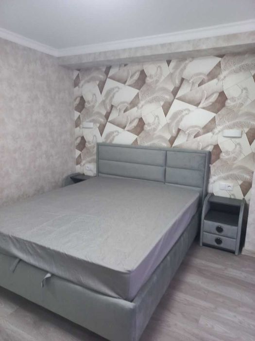 Двустаен имот в Зона Б-18