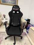 Vand scaun de gaming genesis RGB
