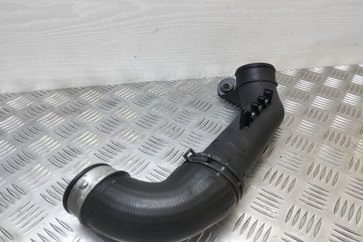 Tub intercooler  3c0145770b Volkswagen VW Passat B6