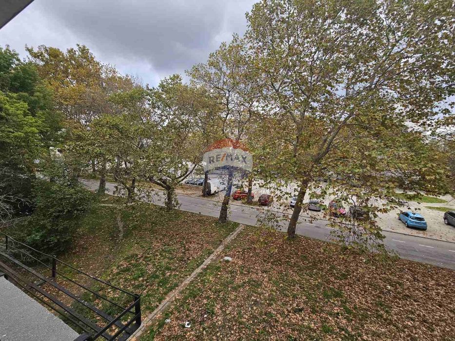 Дава се под наем Четиристаен апартамент в Варна, Чайка - 94 кв.м за 561 € - Снимка #6