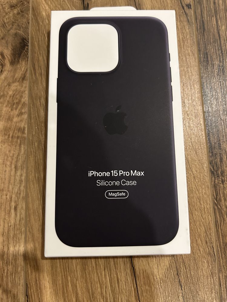 Husa iphone 15 Pro Max silicone case MagSafe, noua.