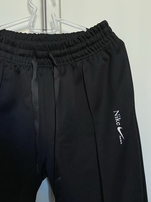 Дамско долнище Nike S-M