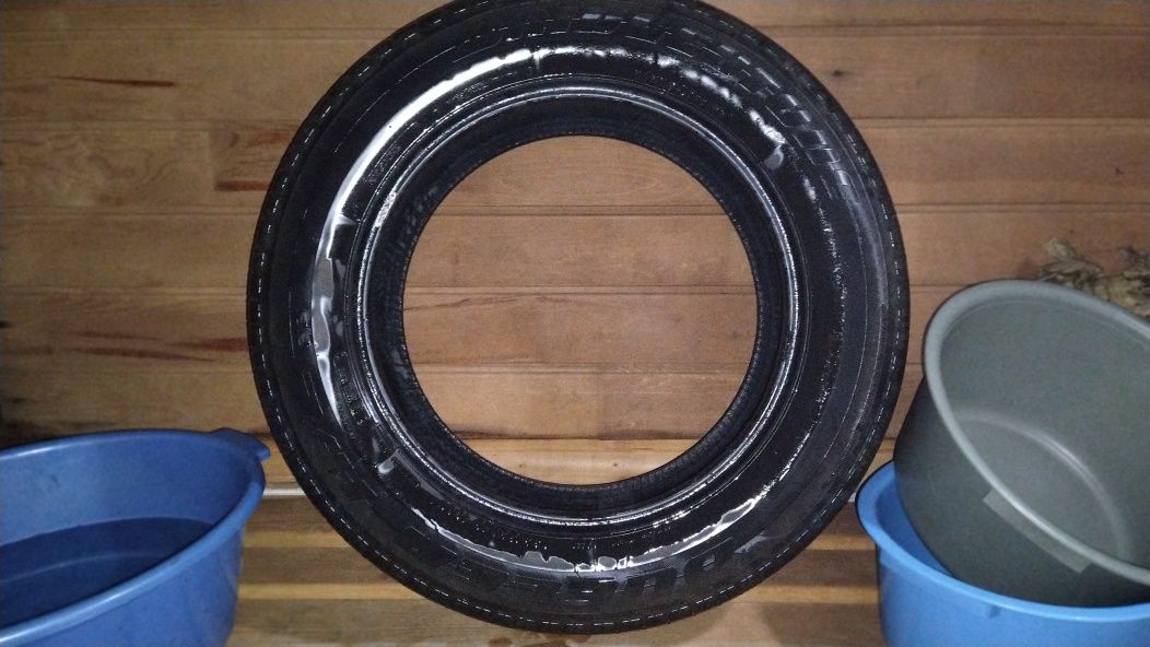Резина летняя Bridgestone 235/65R18
