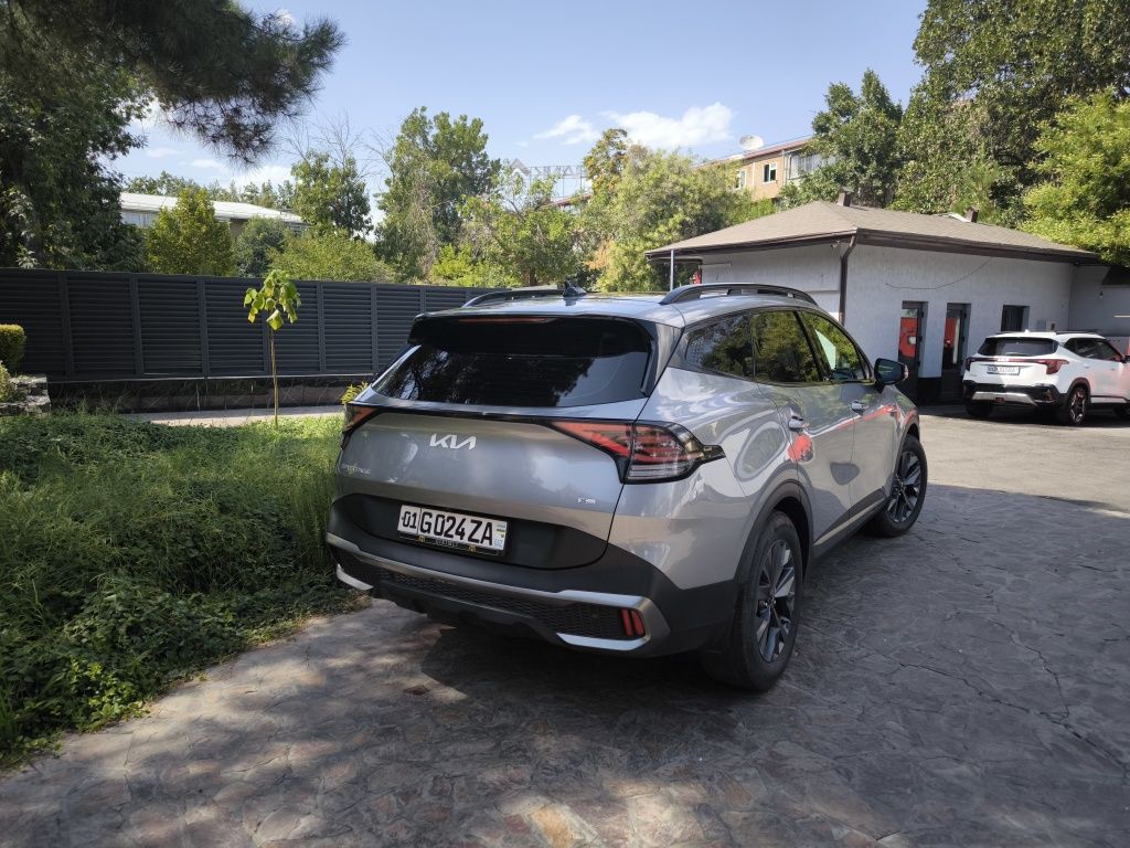 Kia Sportage Premium X-line AWD, 2.0 A/T