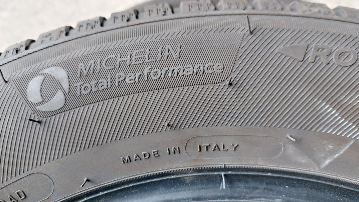 Всесезонни гуми 195/65/15 Michelin CrossClimate 2 броя