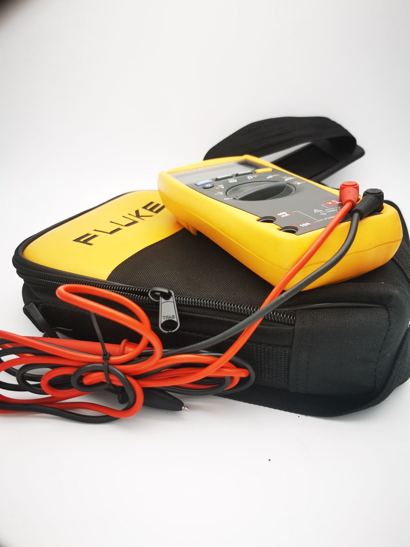 FLUKE 177, цифровой мультиметр