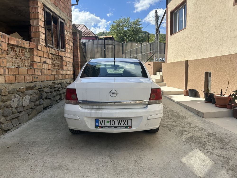 Opel astra h sedan 2008 1.7 diesel