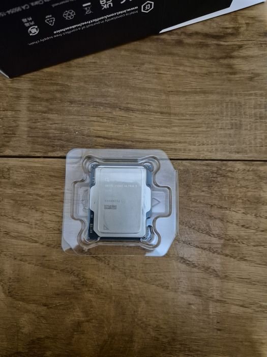 Intel Core Ultra 5 225F