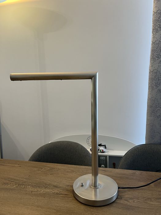 Lampa de birou din aluminiu