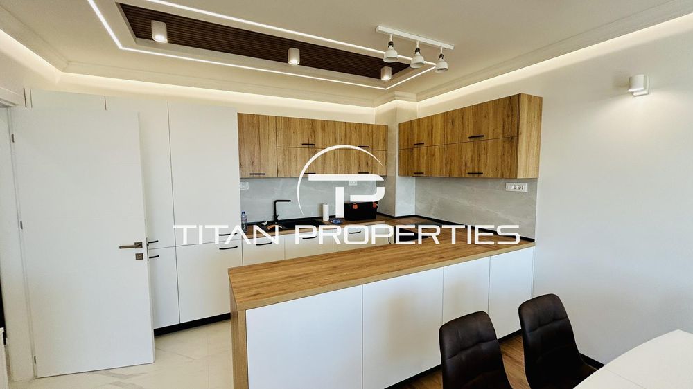 Дава се под наем Тристаен апартамент в Бургас, Славейков - 118 кв.м за 1275 € - Снимка #2