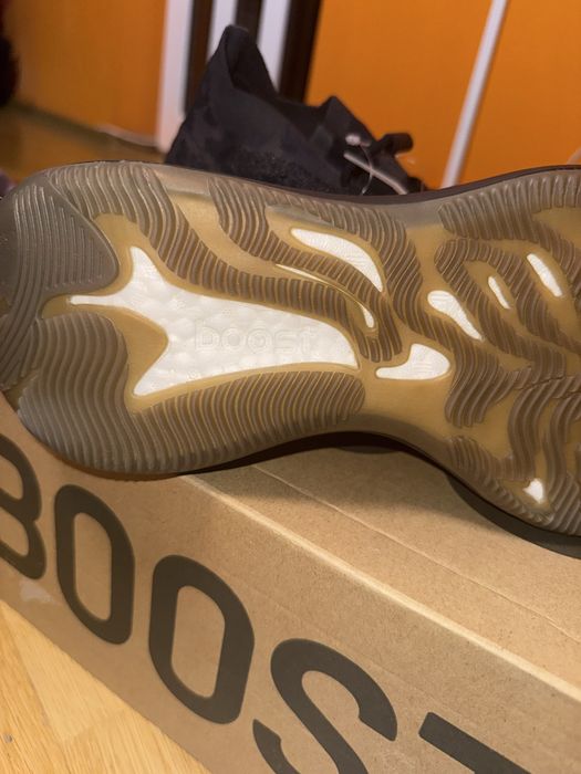 Yeezy boost 380 onyx