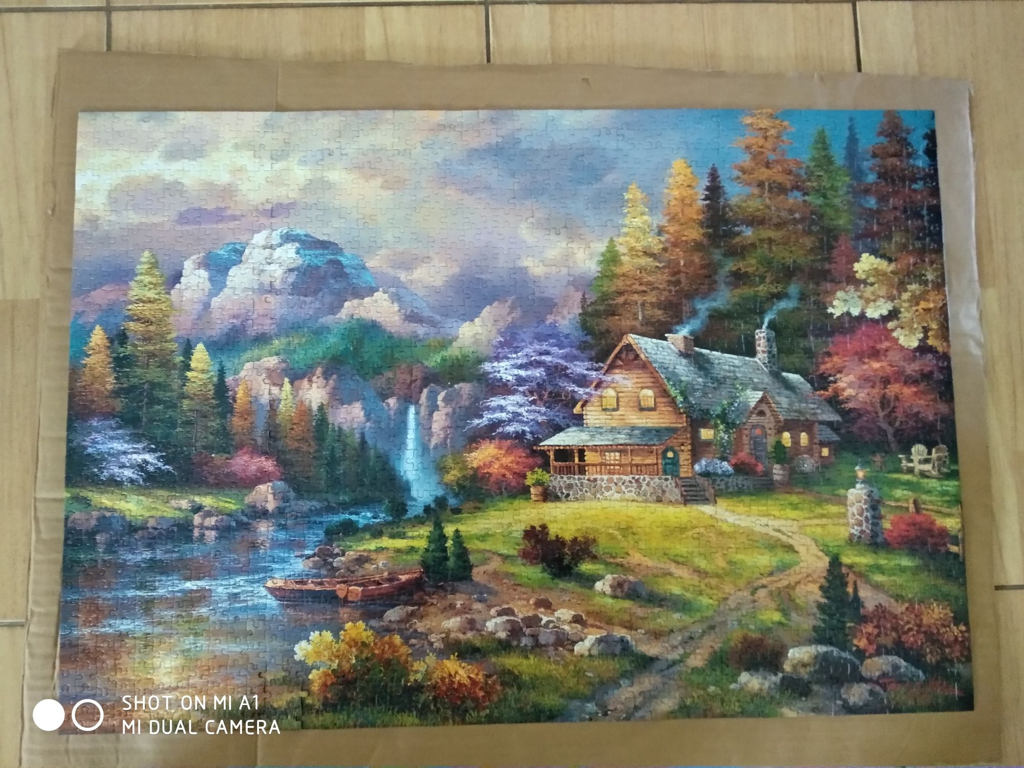 Vând puzzle 1500 piese