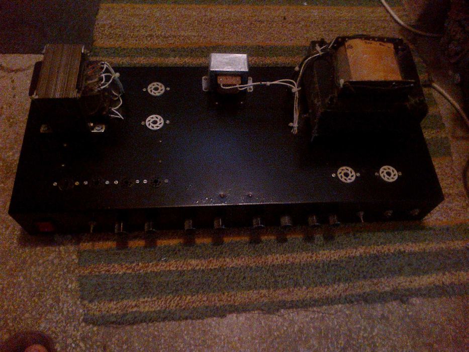 statie tuburi electronice, amplificator lampi ecc83 el34 clona Marshal