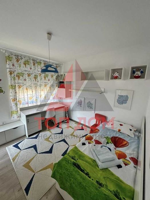 Дава се под наем Тристаен апартамент в Варна, Бриз - 80 кв.м за 800 € - Снимка #2