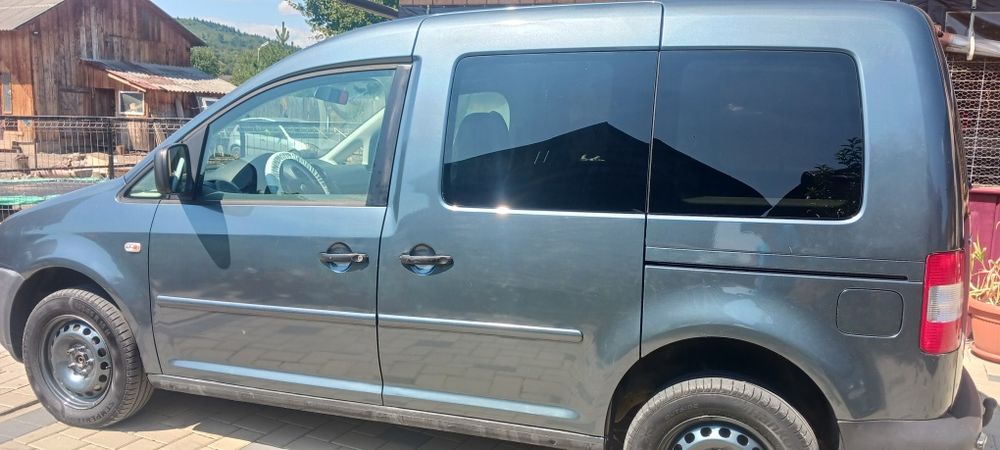 De vânzare vw caddy 4x4 7 locuri