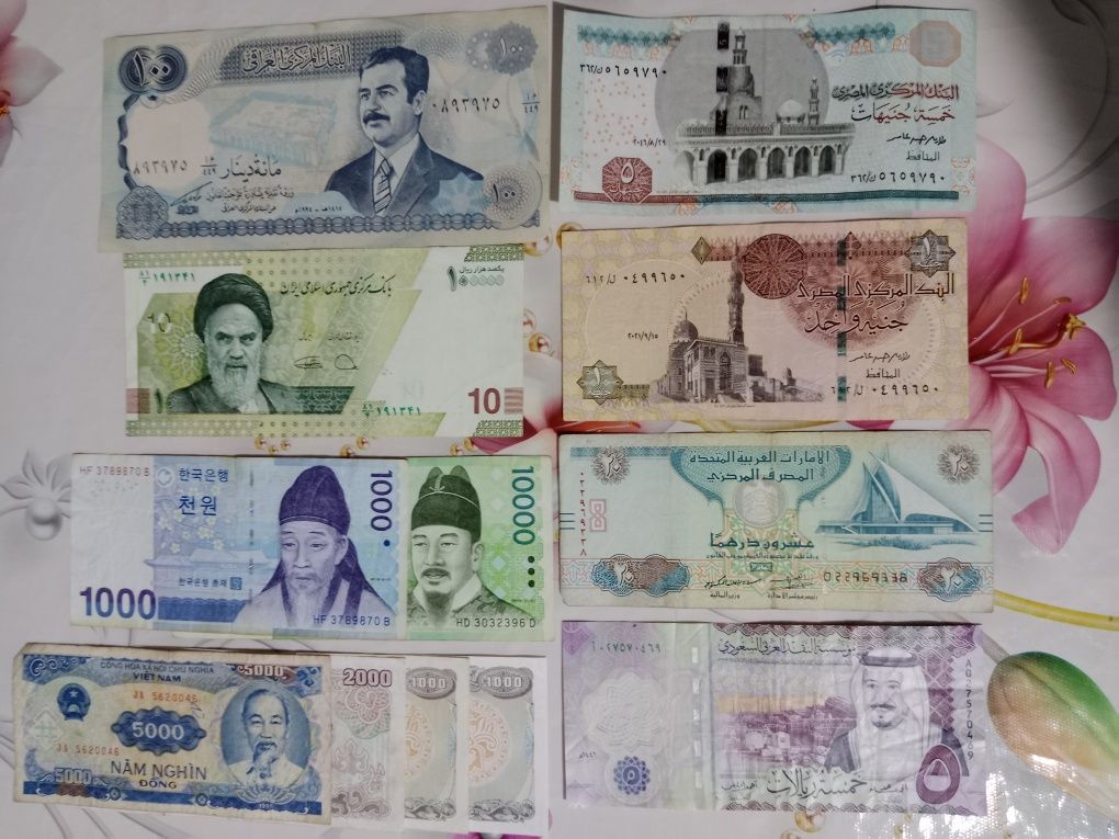 Продам Деньги разных стран