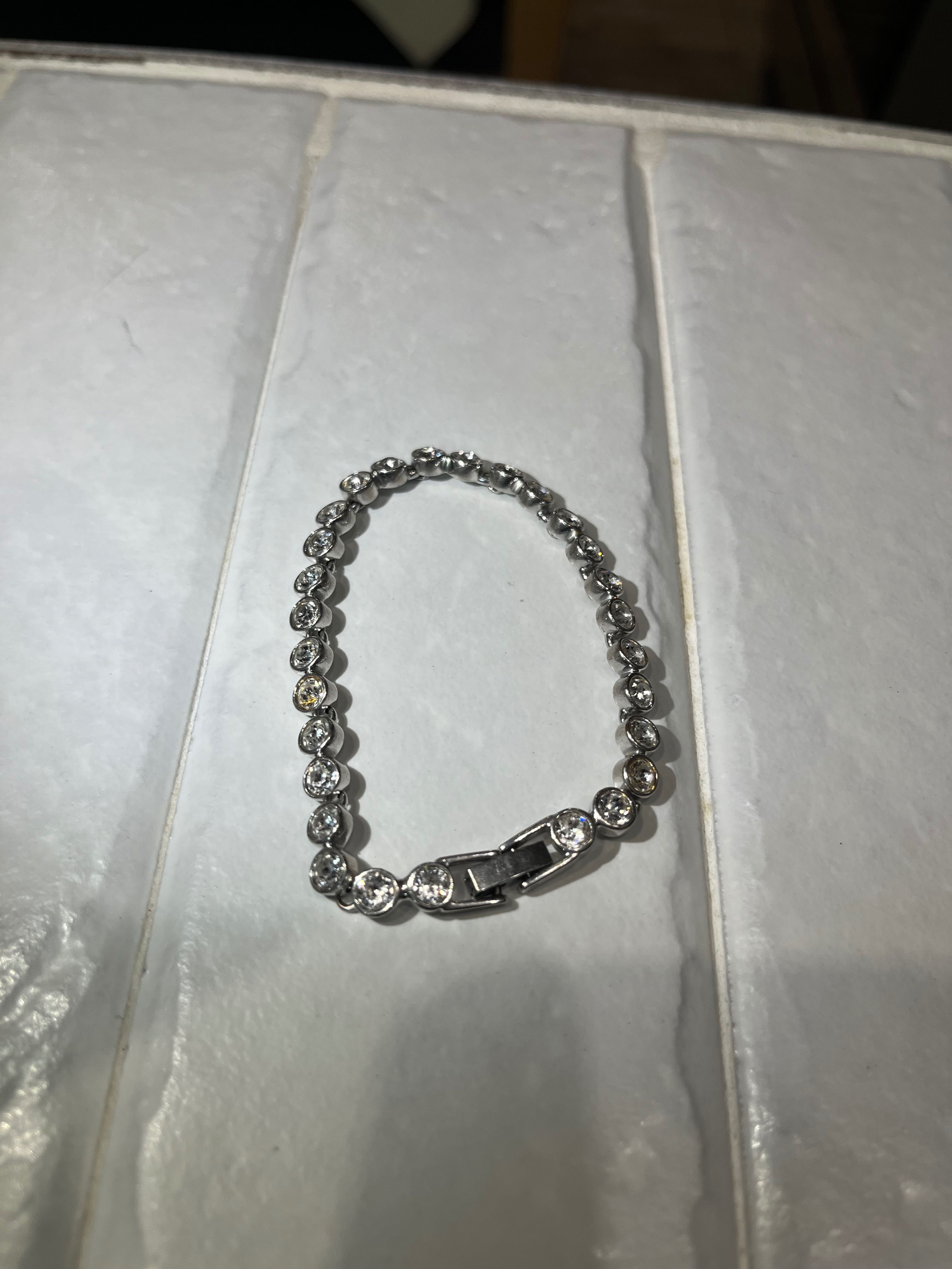Дамска гривна Swarovski