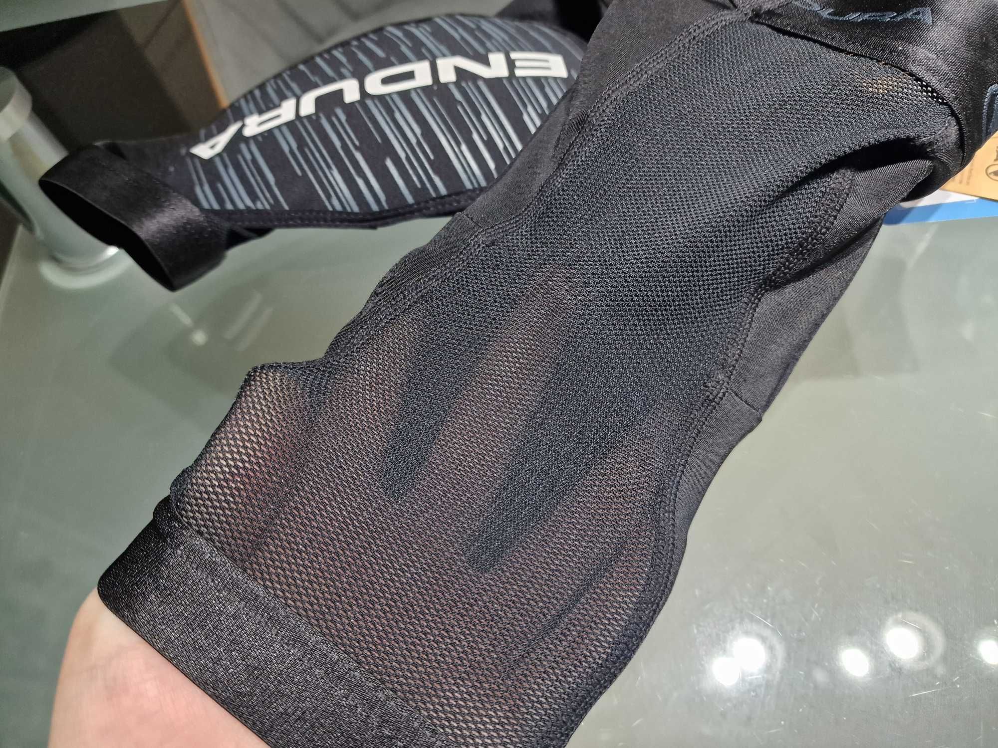 Наколенки Endura singletrack lite 2 - MTB Elbow pads - размер M/L