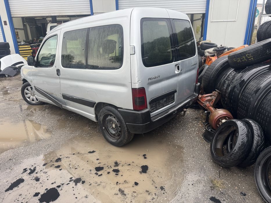 Peugeot partner 1.9d /пежо партнер 1.9д на части