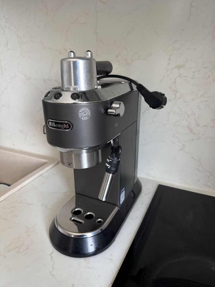 Кафемашина Delonghi