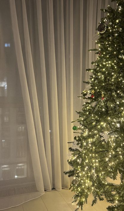 Б/у елка 2,1 метра