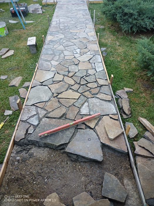 PIatra Naturala montam și vindem