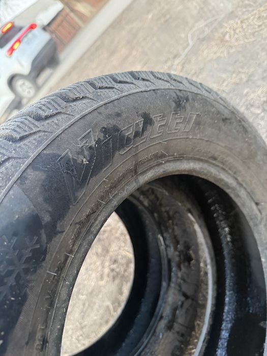 2 новые зимние покрышки