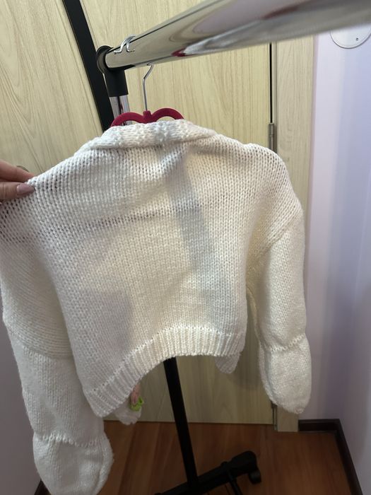 Плетена жилетка